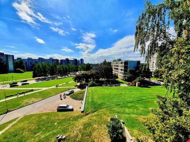 Апартаменты Clean and Spacious 2 Bedroom Apartment in Vilnius Вильнюс-3